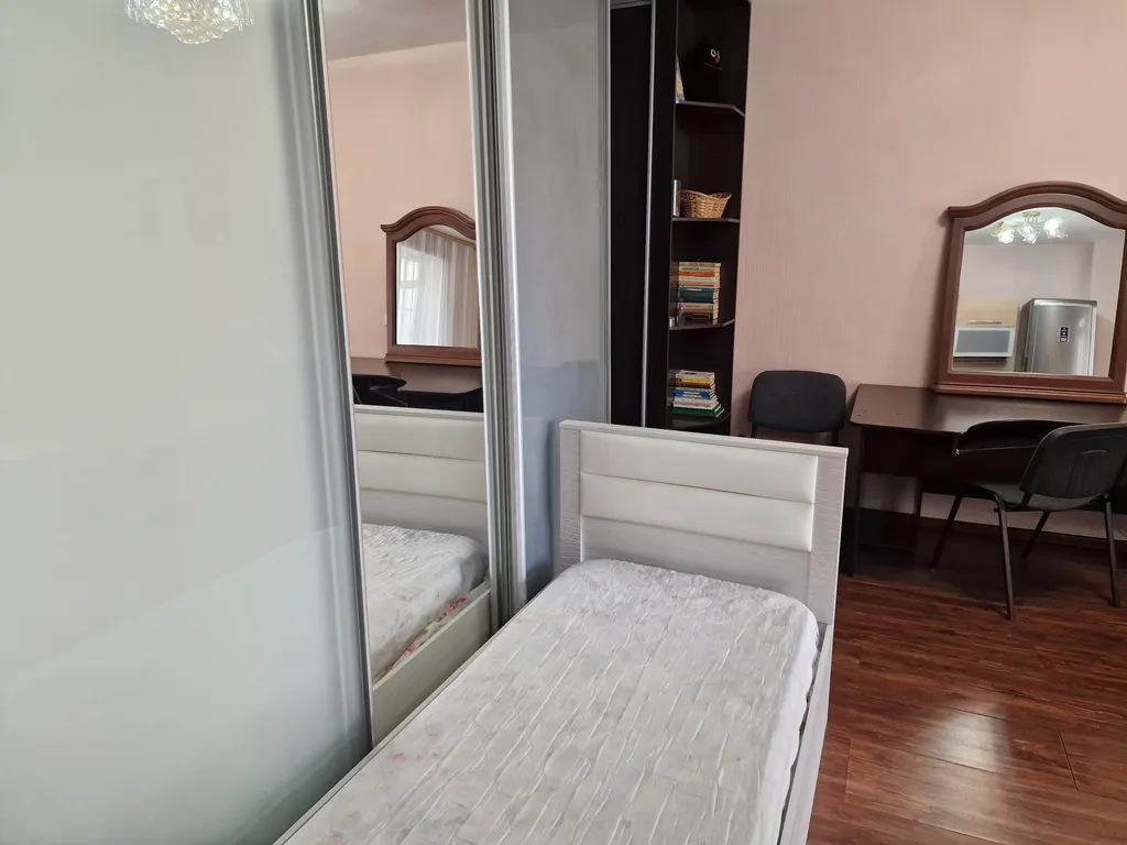 Прекрасная, просторная квартира в новостройке, в самом центре