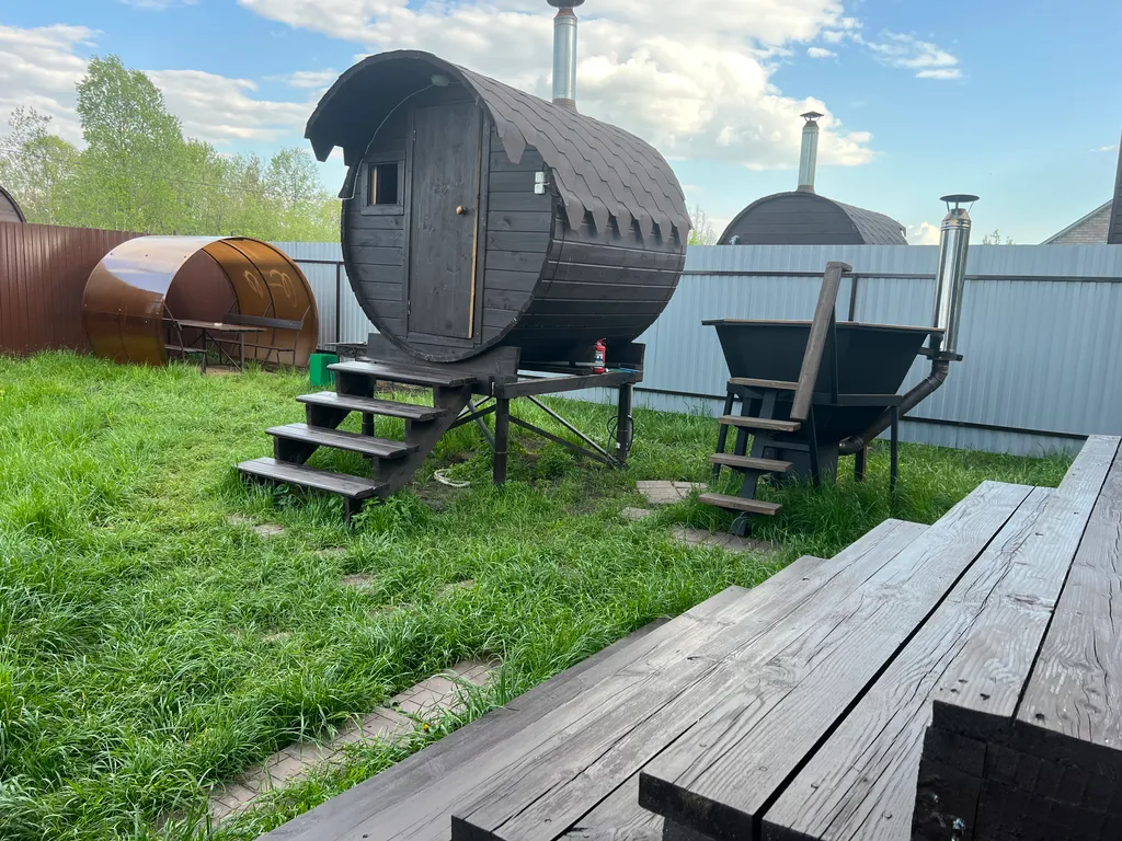 Коттедж Дом на берегу реки с чаном фурако и баней, с собственным прудом — Казань