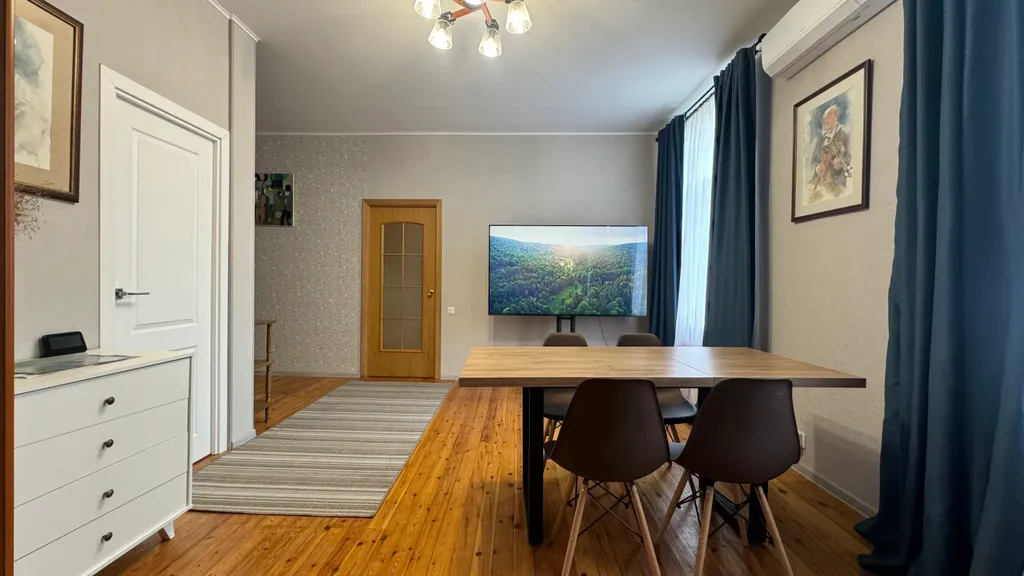 Таунхаус с сауной в центре у набережной