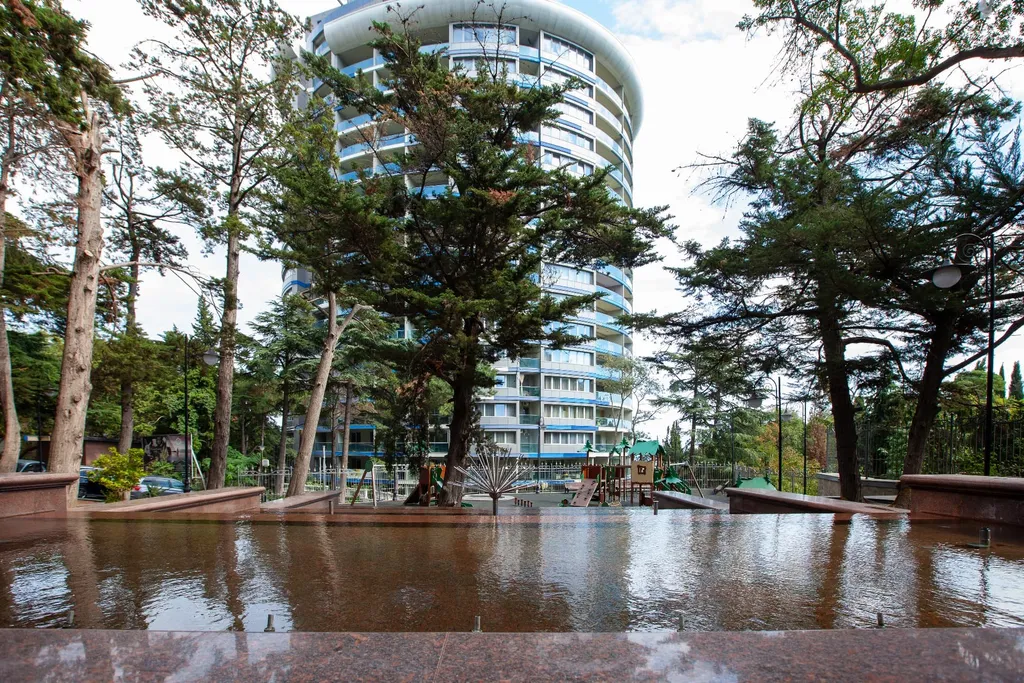 Новая квартира с просторной терассой и прекрасным видом на горы