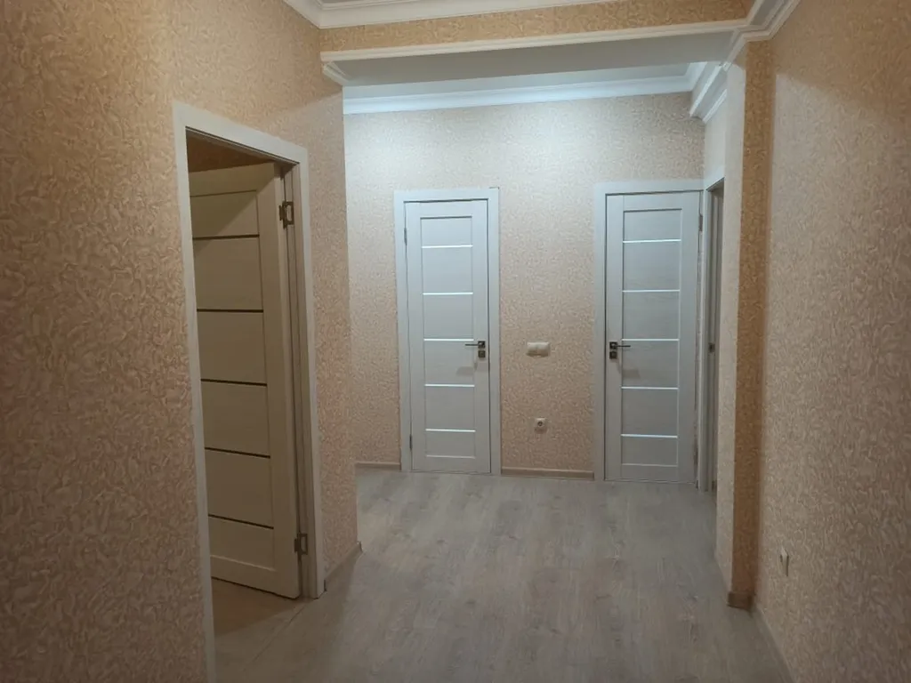 Квартира Квартира Анти-Отель на 4чел. 2комн.кв. 10этаж, код-28 — Махачкала