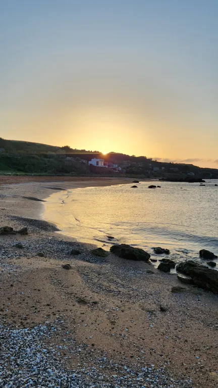 Коттедж Часть дома. 2 этаж, потрясающий вид на море — Осовины