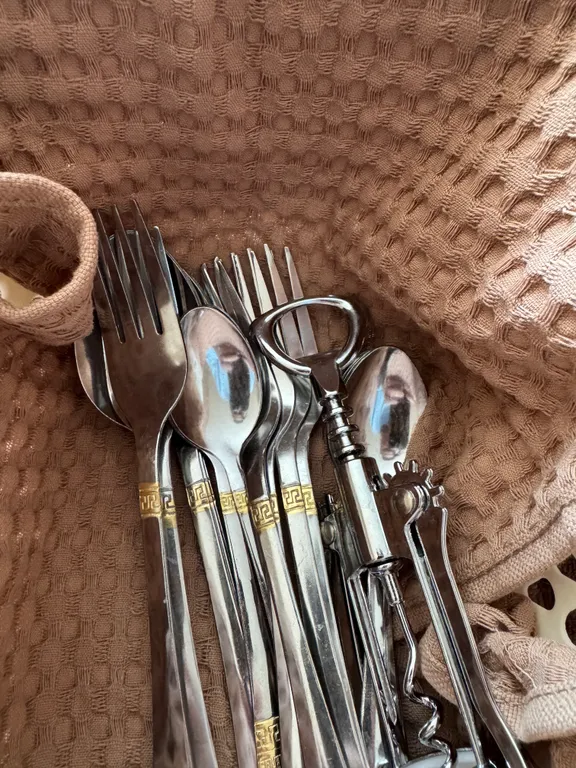 Уютная комната с видом на горы