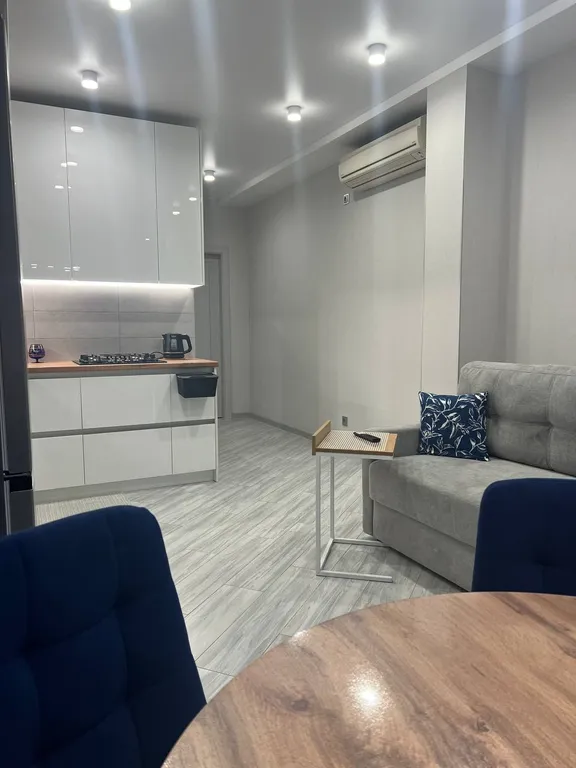 Солнечная и просторная квартира евро-двушка в центре Ялты