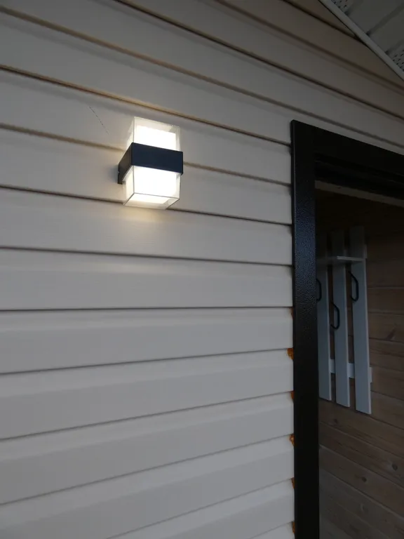 Уютный четырёхместный Домик с двуспальной кроватью