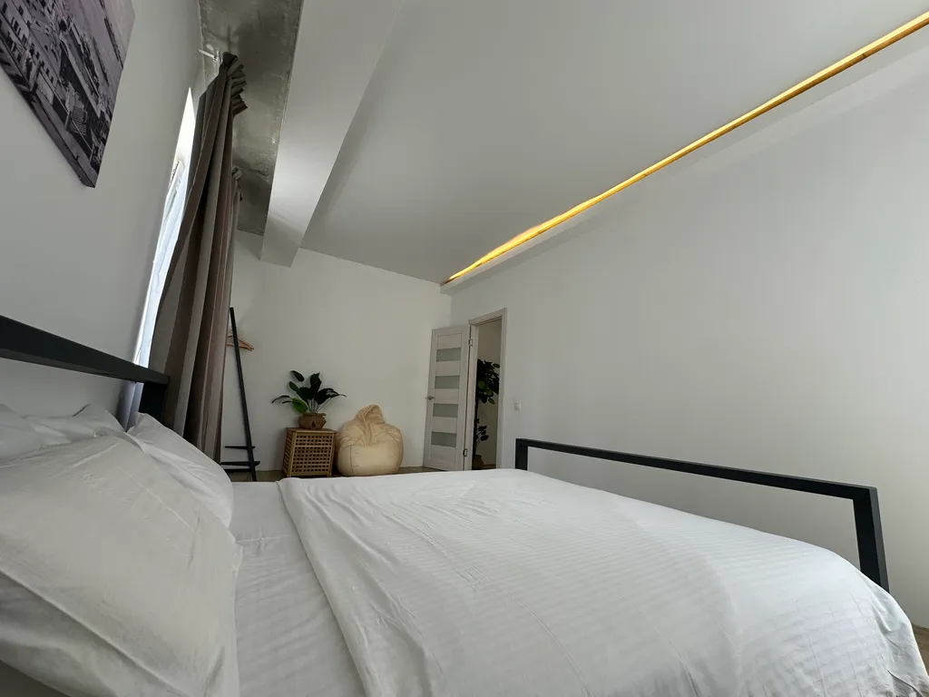 Светлый апартамент столица 2304