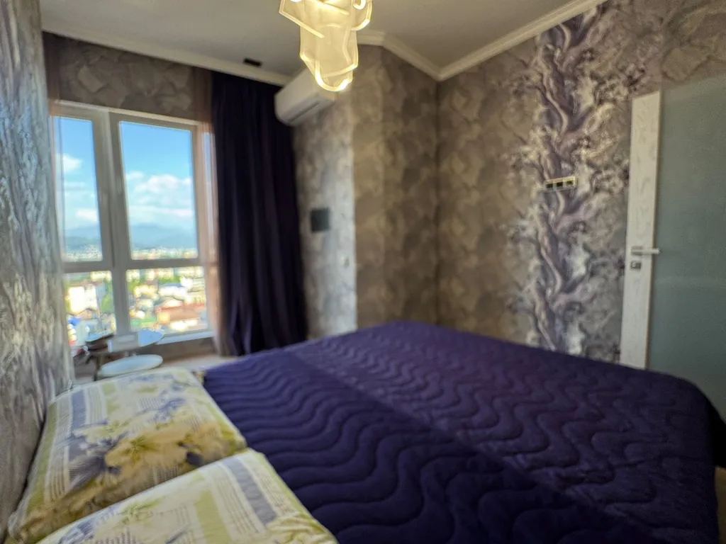 Просторная квартира с шикарным видом рядом с центральной набережной