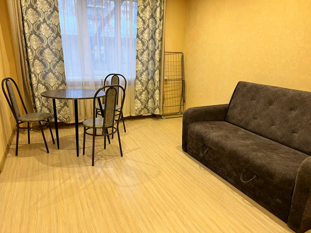 Квартира в лучшем районе города — аренда посуточно в Великие Луки