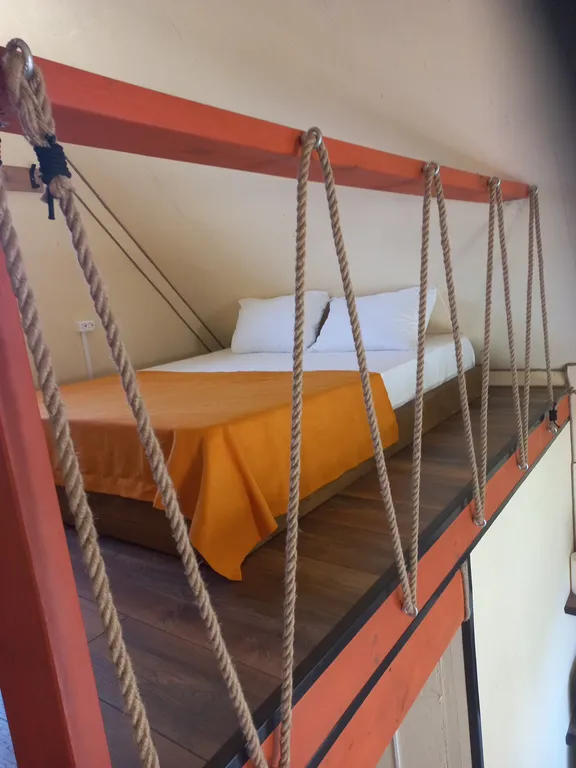 Коттедж 2-комнатный Дом — Перевалка