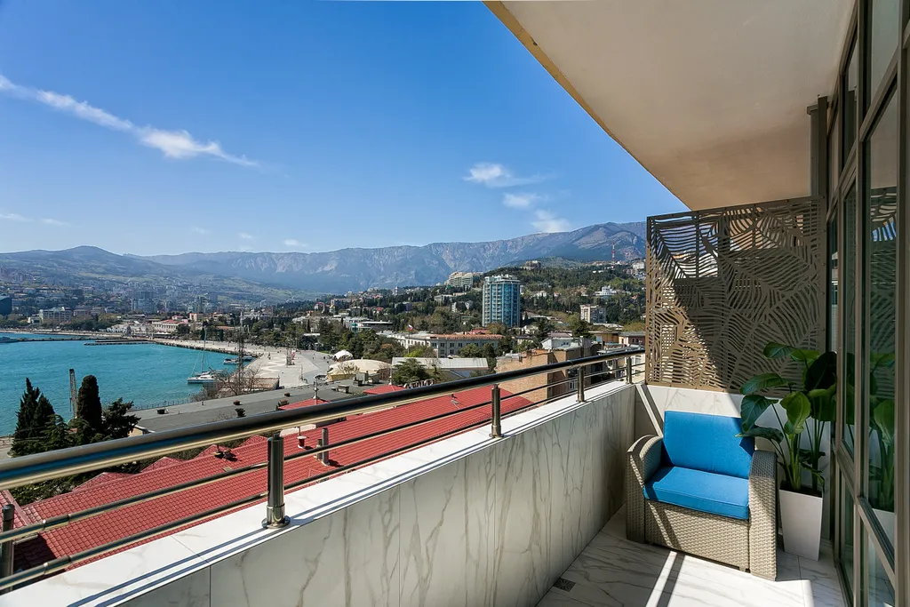 Трехкомнатный апартамент