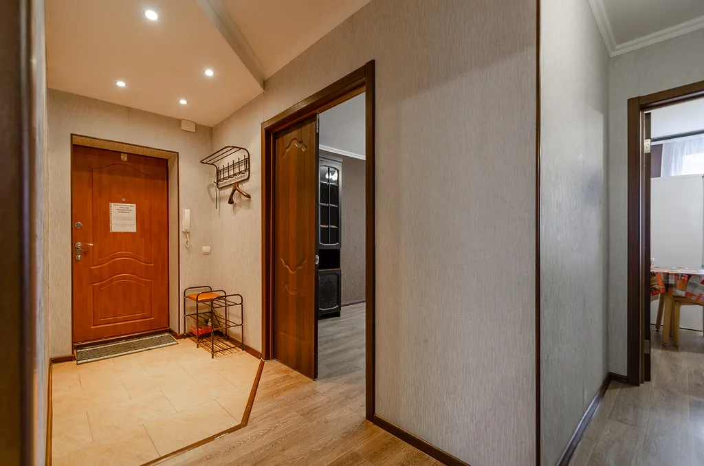 2 комнатная возле МТВ центра