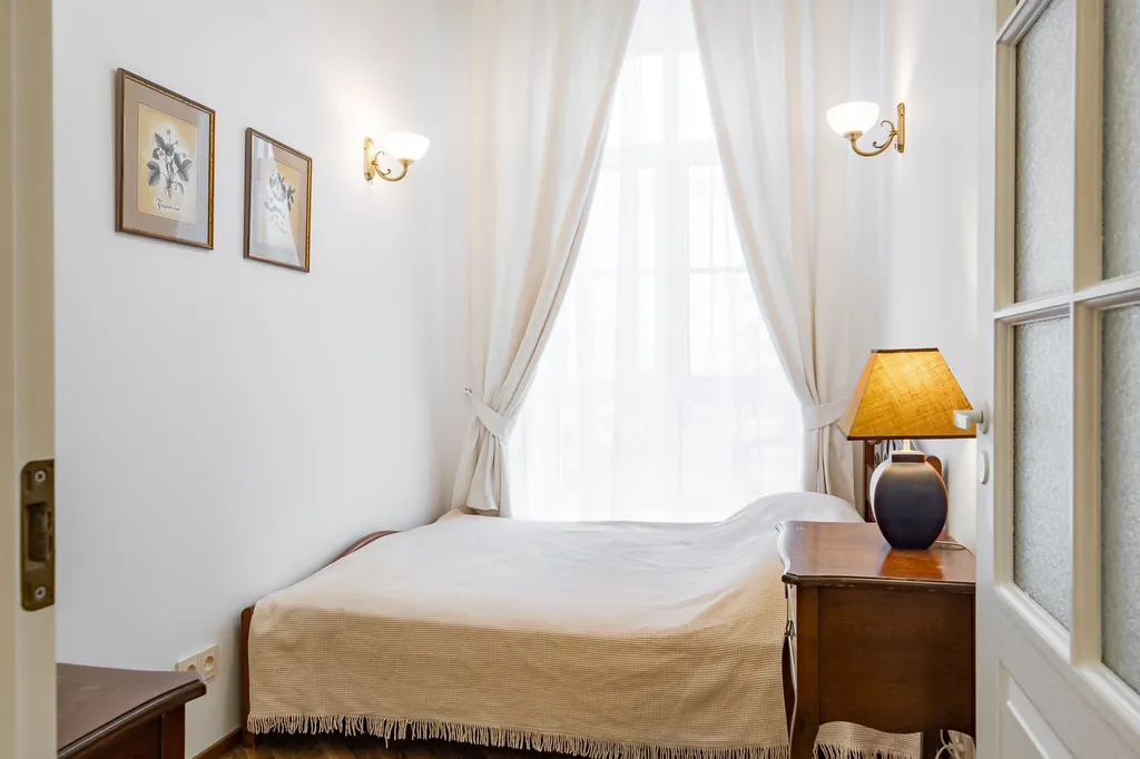 Атмосферная двухуровневая квартира с парковкой у Эрмитажа