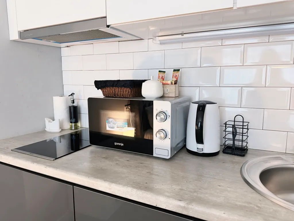 Квартира Студия с двумя кроватями, бассейн + парковка, white sails — Батуми