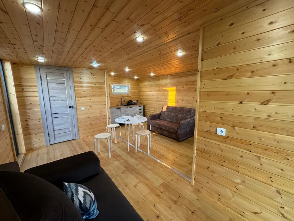 Пятиместный благоустроенный домик с видом на Байкал