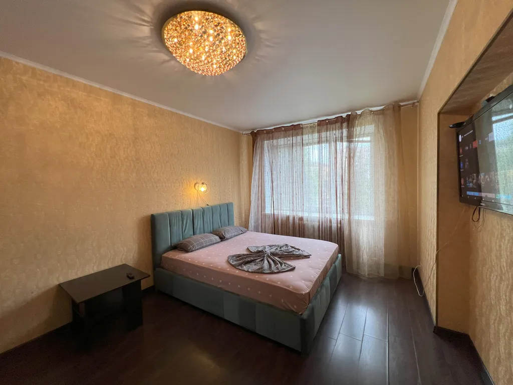 Красивая квартира на набережной