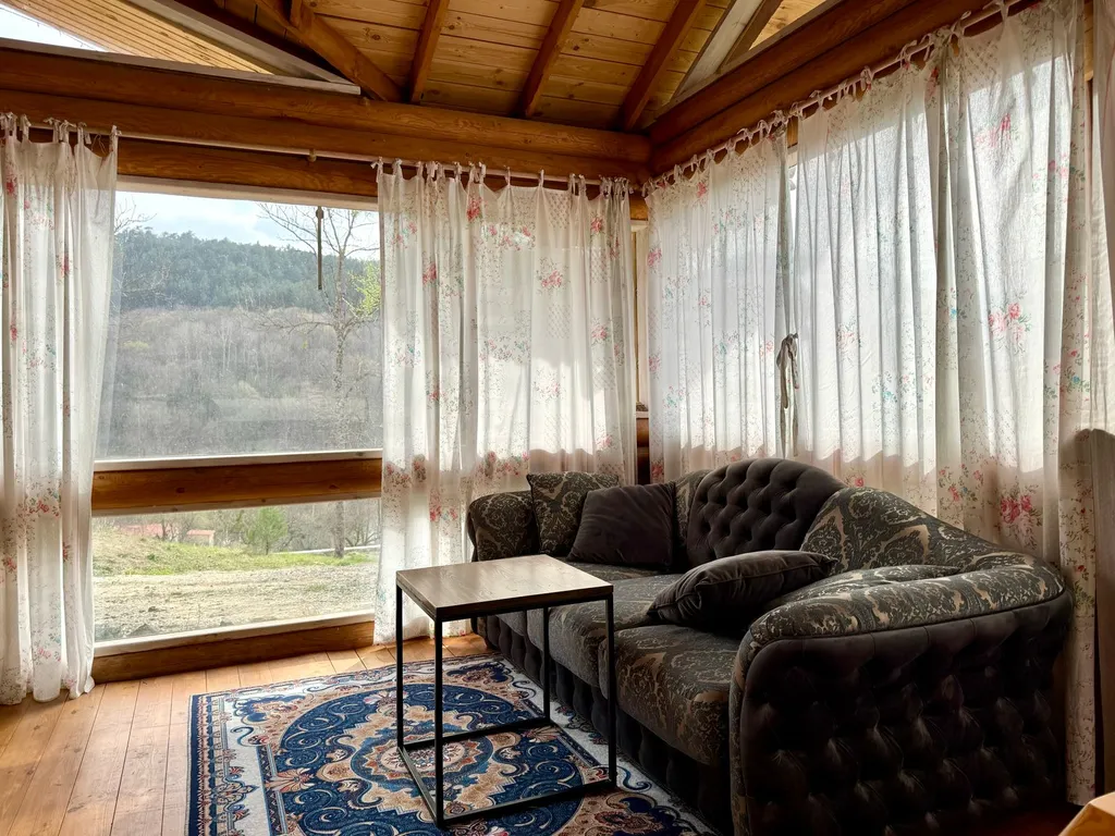 Домик с баней Азазель в лесу