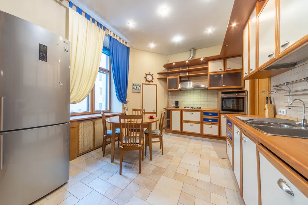 Апартамент на Петроградской стороне