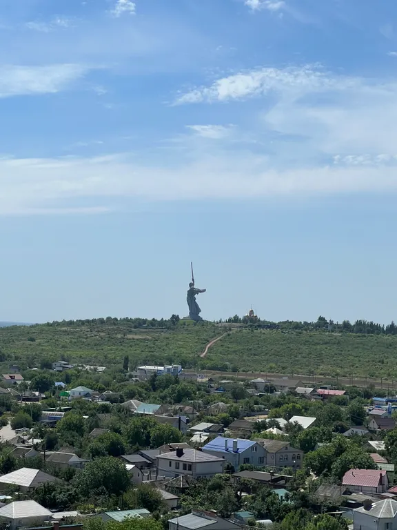 Квартира Уютная квартира-студия с шикарным видом на Мамаев Курган! — Волгоград