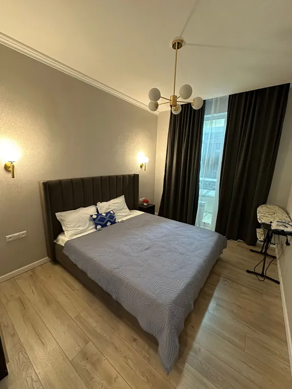 ЖК Тандау, центр левого берега