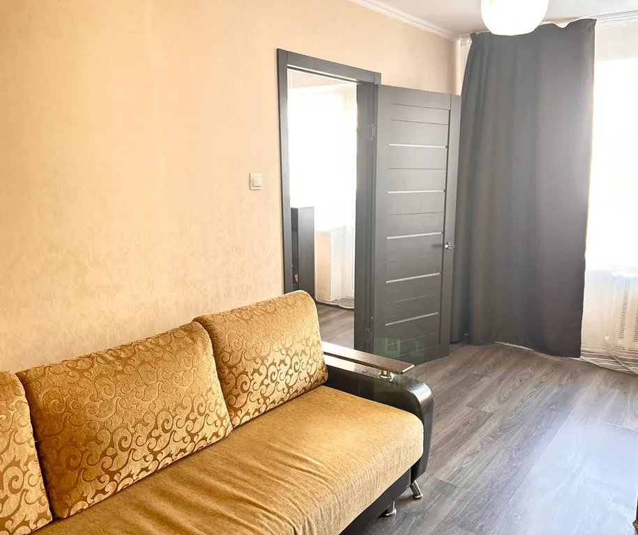 Просторная трехкомнатная квартира в центре города