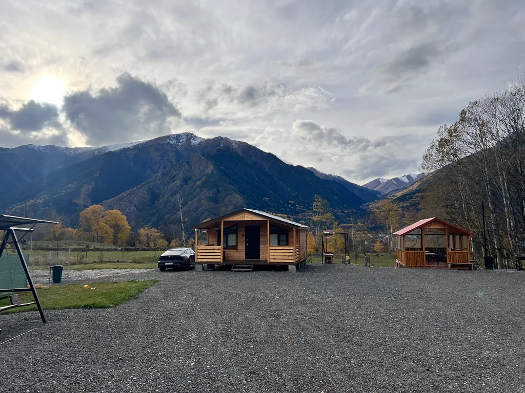 Коттедж Деревянный домик (4) — аренда посуточно в Теберда
