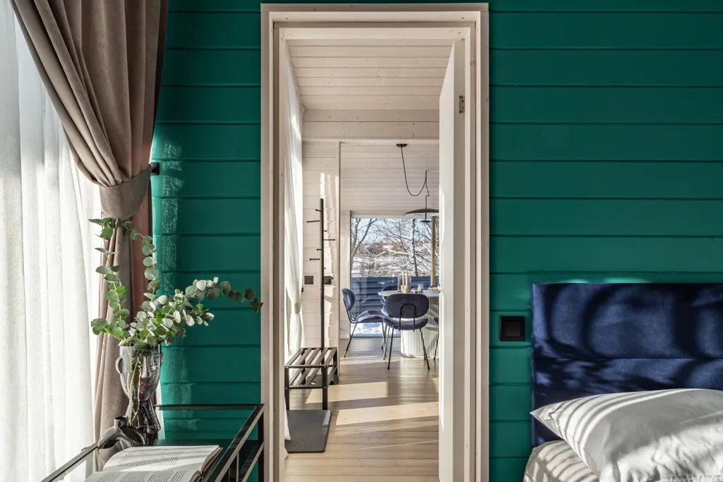 Коттедж Семейный дубльдом у пруда с баней и купелью в Новой Москве — Птичное