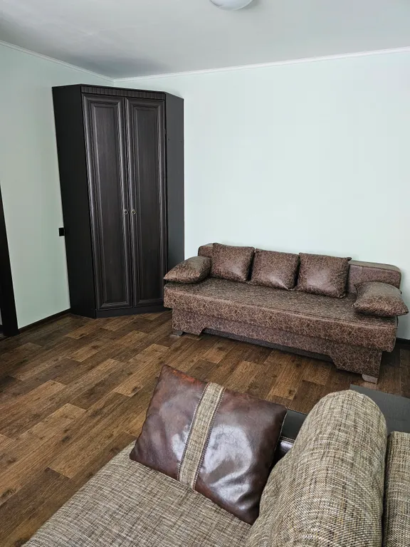 Квартира 2-комнатная рядом с жд вокзалом