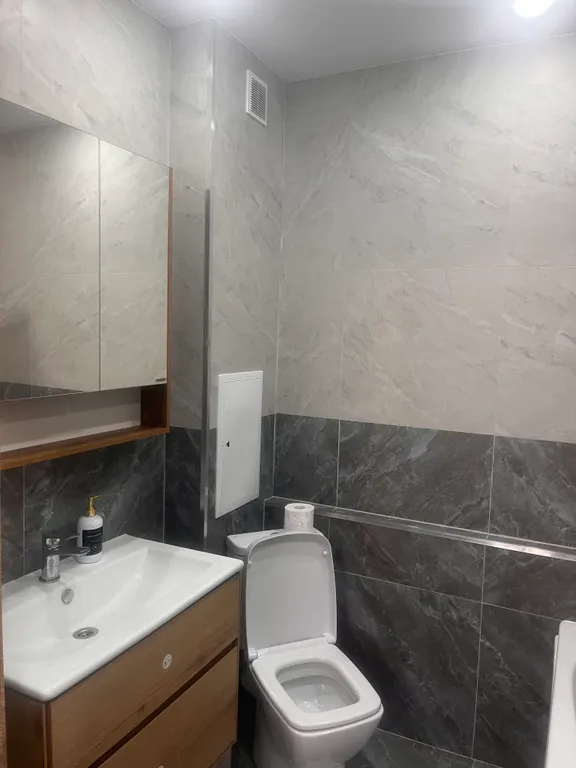 Квартира в новом доме, с новым ремонтом в центре Uryupinsk city