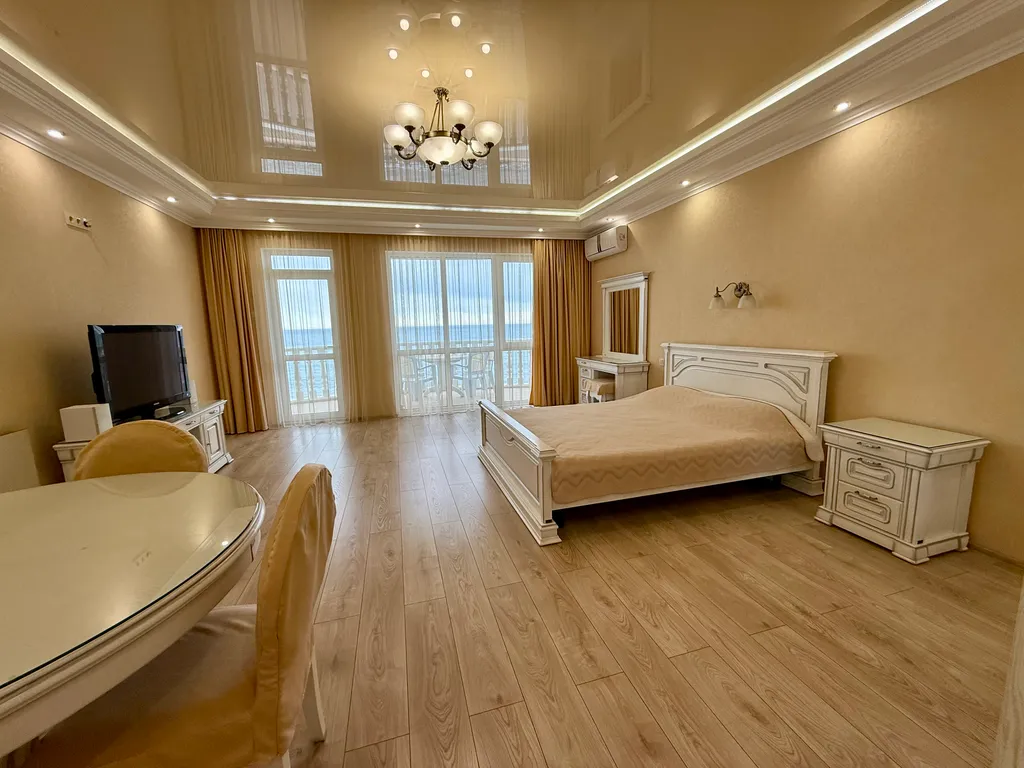 Апартаменты класса люкс в 10 метрах от моря