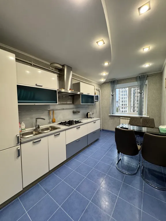 3-х комнатная квартира в самом центре города — аренда посуточно в Тула