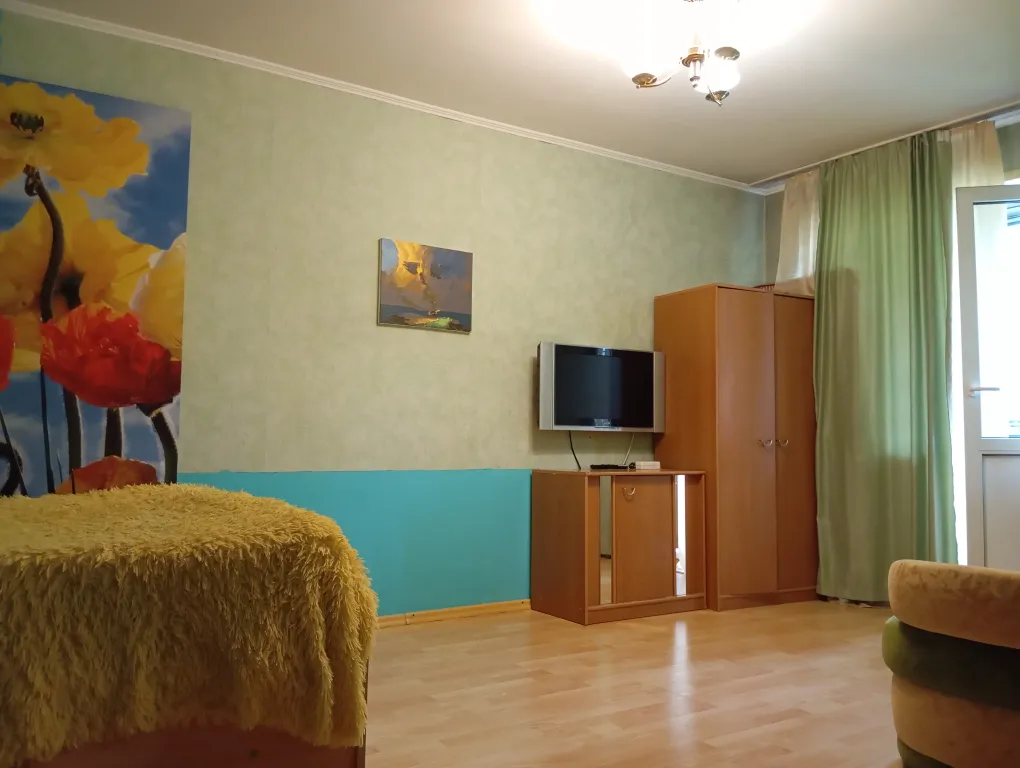 Квартира Между вокзалом и университетом — аренда посуточно в Барнаул