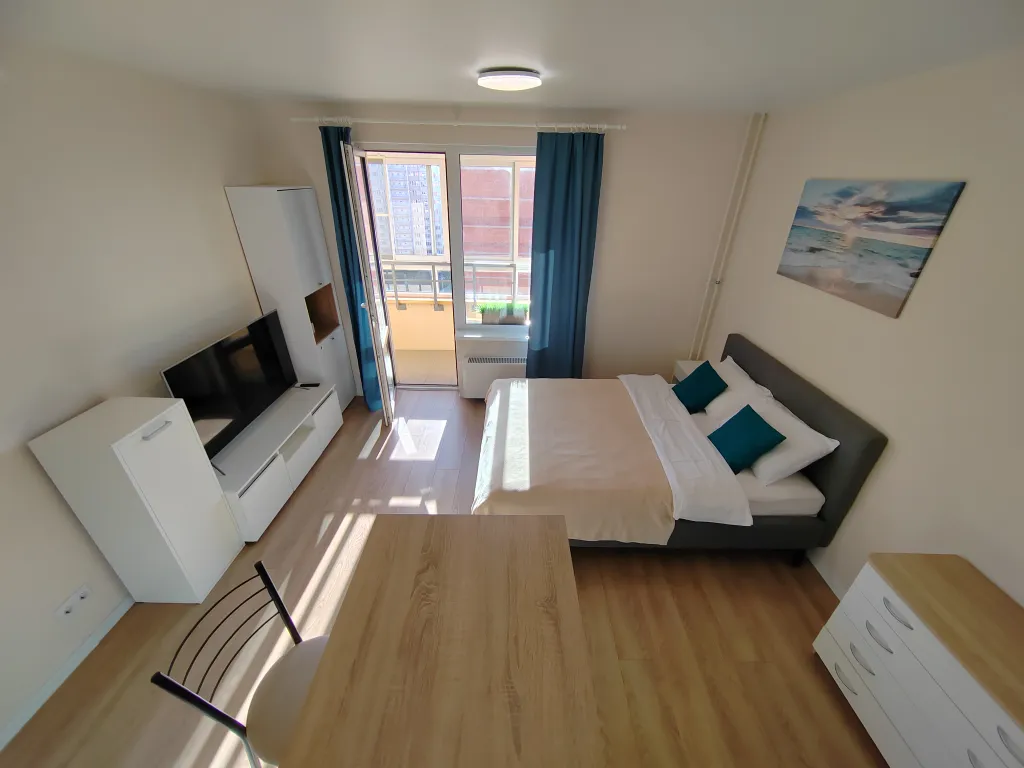 Квартира-студия с красивым видом