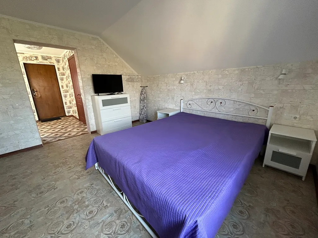 Коттедж 1-комнатный Дом — аренда посуточно в Оленевка