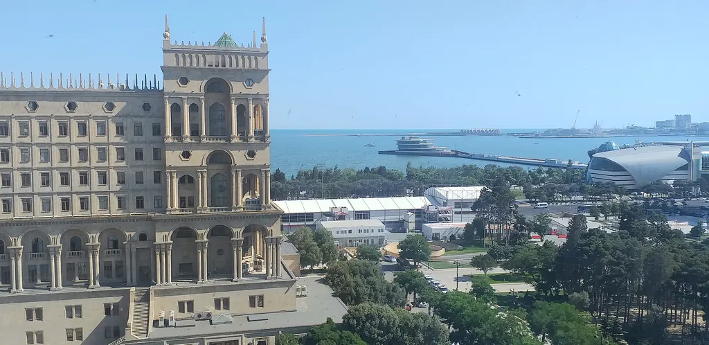 Квартира в центре с видом на море