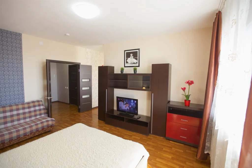 Квартира Квартира напротив ТРЦ Планета с панорамным видом 20 этажа — Красноярск