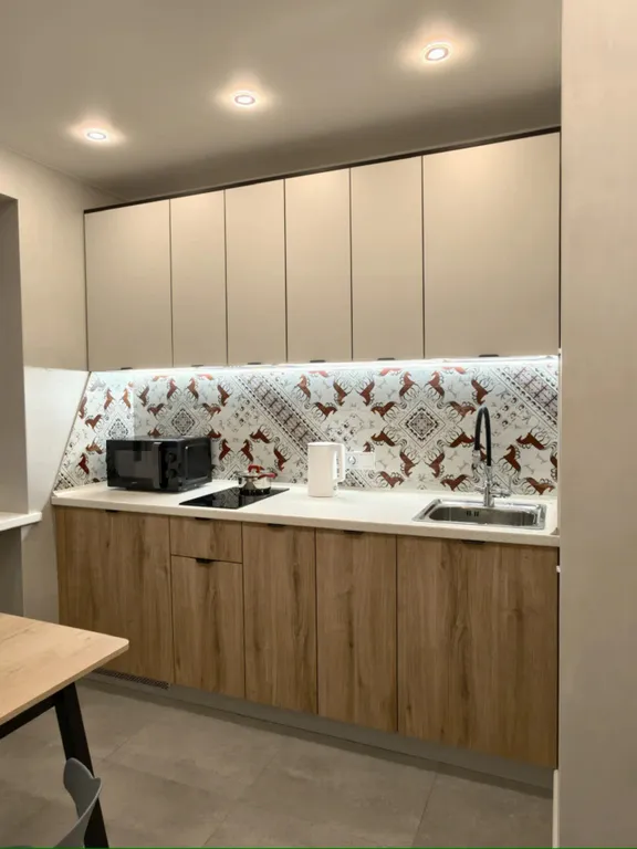 Уютная квартира c новым рeмонтoм в самом центре города