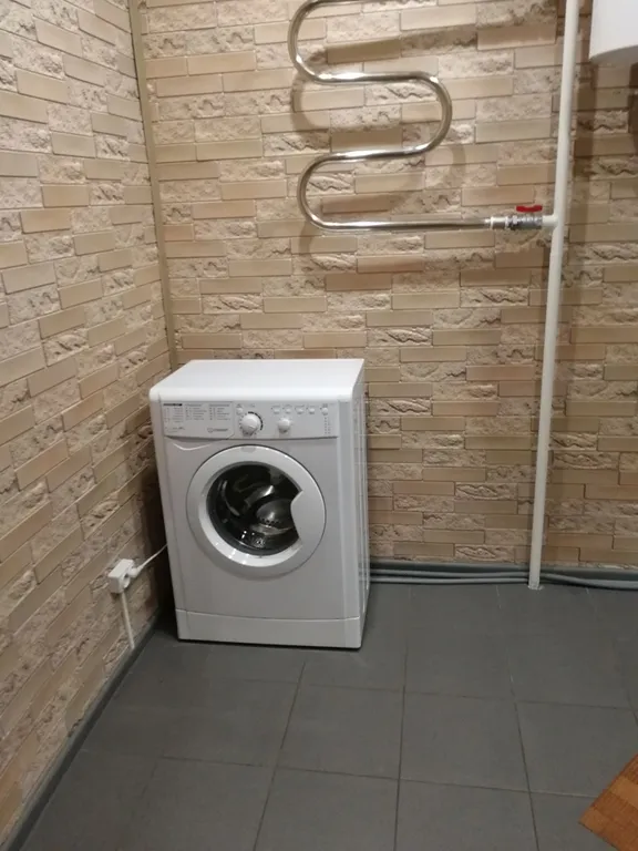 Уютная комната с двуспальной кроватью