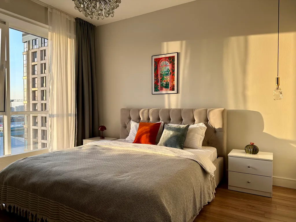 Квартира Яркая евродвушка Skyline напротив Мега центра — Алматы