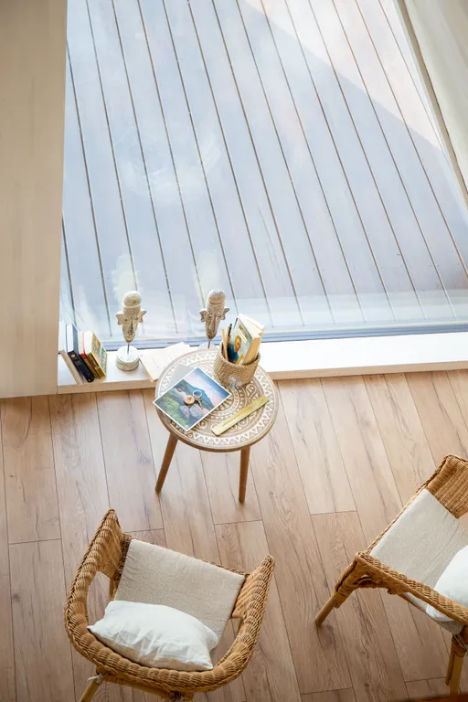 Уникальный треугольный дом в лесу Sky