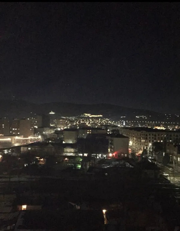 Квартира на берегу моря с видом на горы и крепость