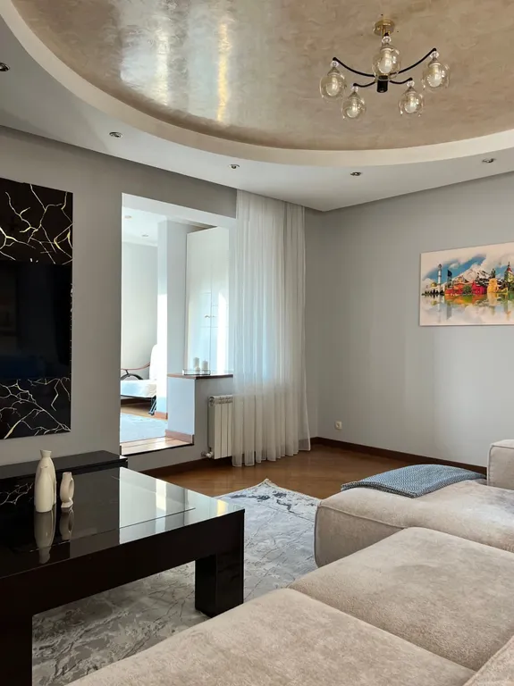 Уютная квартира с прекрасными видами в центре Алматы