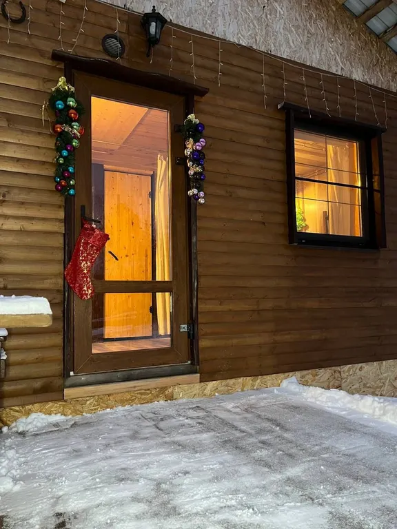 Коттедж Атмосферный Лесной домик, баня на дровах, чан на берегу реки в лесу — Старово