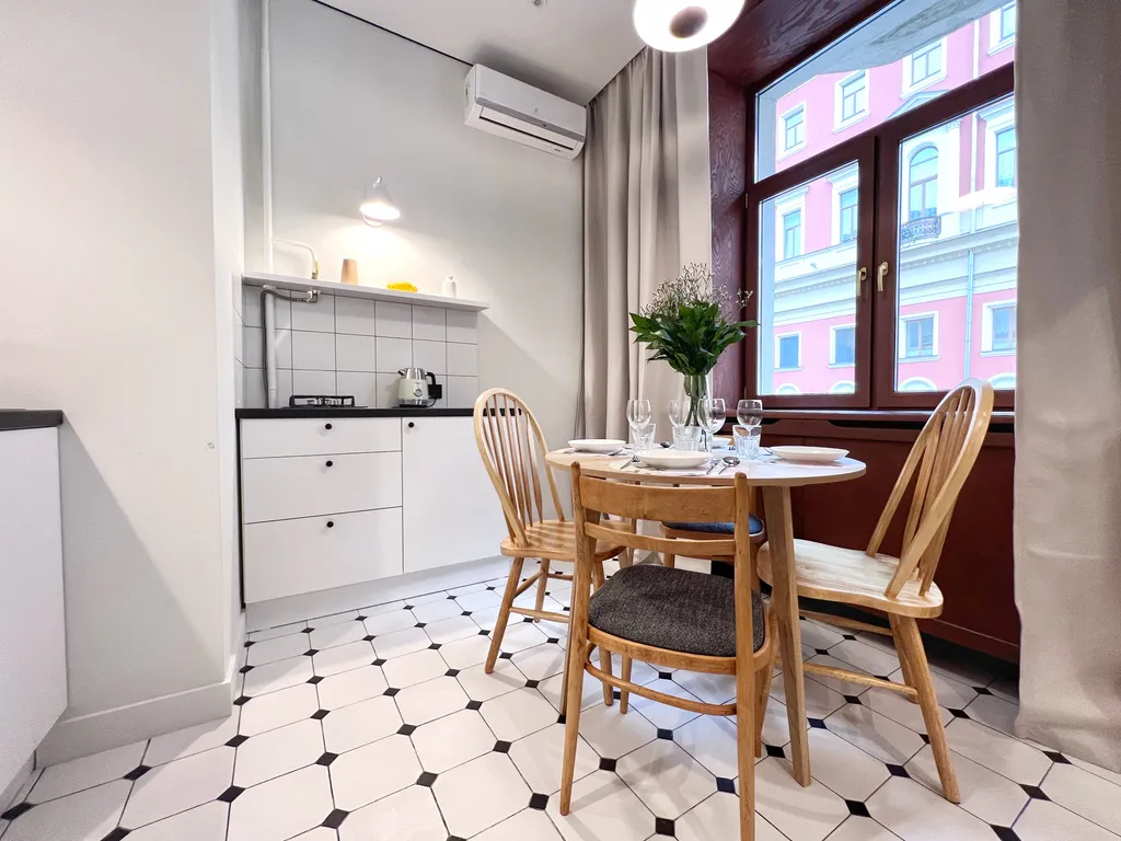 Квартира Квартира 2-комнатная с дизайнерским ремонтом в центре Москвы 5 минут до Кремля! — Москва