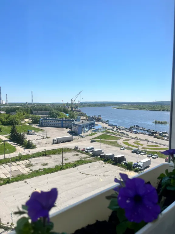 Уютная квартира на набережной с красивым видом из окна