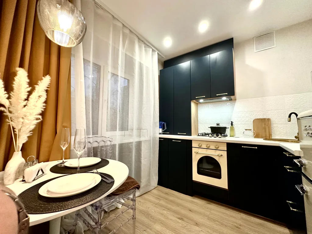 Светлая квартира рядом с ж/д вокзалом