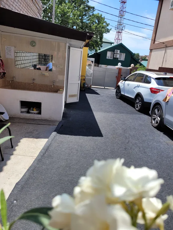 Номер эконом в самом центре Кабардинки!