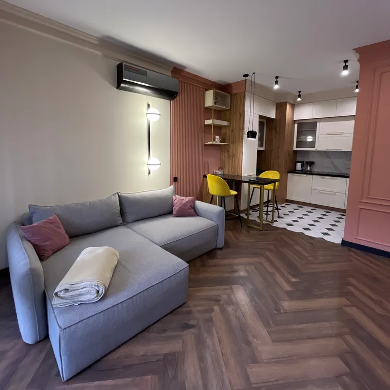 Шикарная трехкомнатная квартира Highvill Ishim