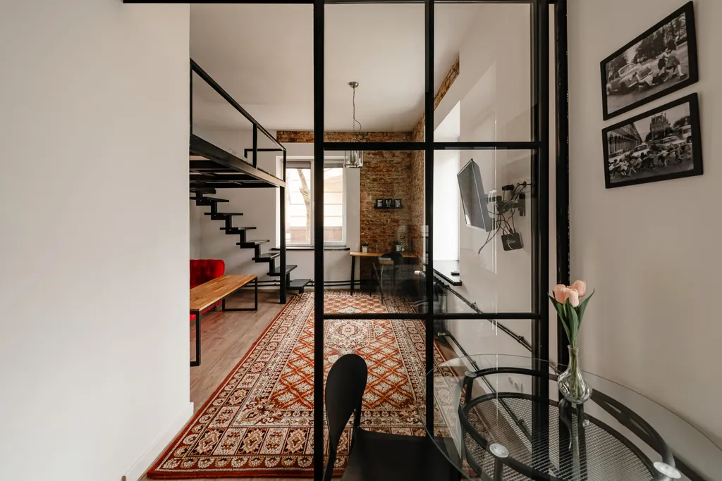 Дом у Короткевича в 10 минутах от Немиги.