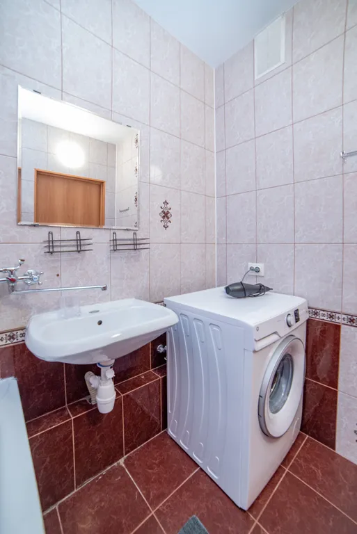 Желтые попугаи в прериях