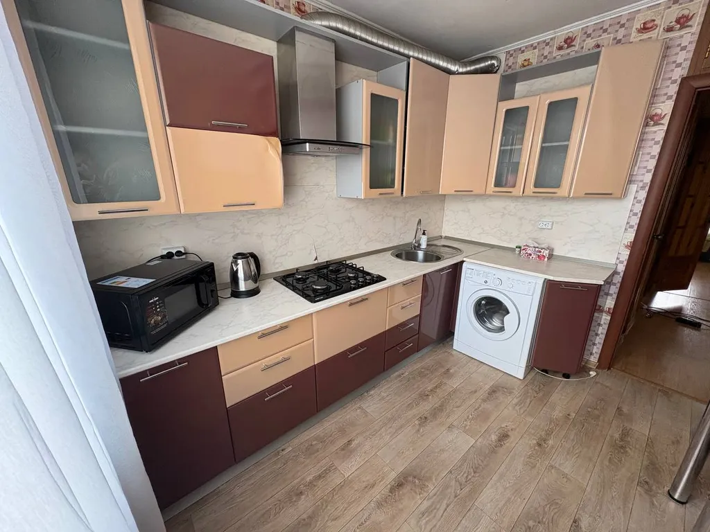 День Ночь - вблизи с Академией здоровья и диагностическим центром